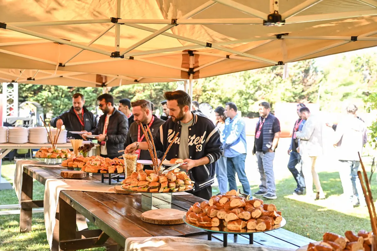 Schindler Buluşuyor Etkinliği - Açık Büfe Zengin Kahvaltı Polonezköy-Cumhuriyetköy